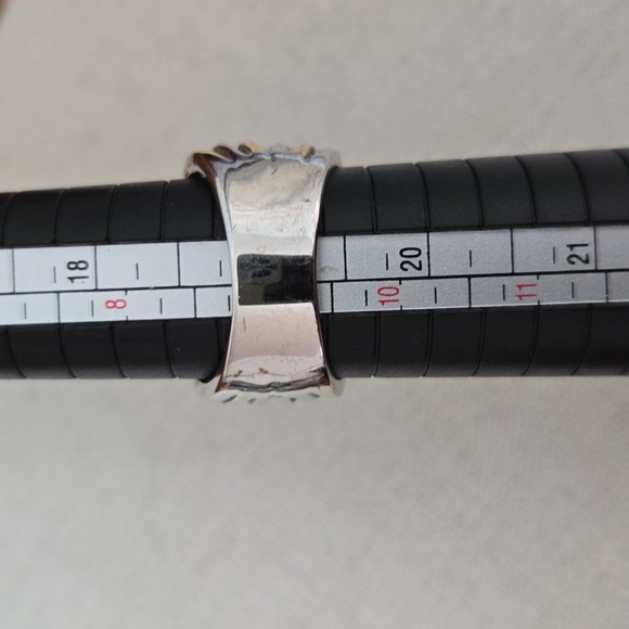 Two-Tone Rhinestone Ring Size 9 - Picture 5 of 6